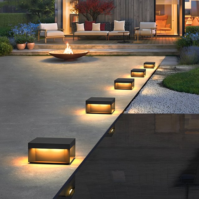 thinsony Square Stainless Steel LED Waterproof Modern Solar Fence Post Lights