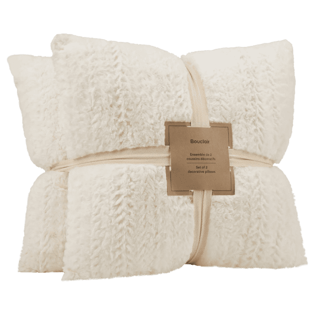 Bouclair Ensemble de 2 Coussins Ellyn en Tissu Tricot Côtelé Blanc Cassé à texture Douce et Confortable, Format 19x19 Pouces, à Nouer avec des Sangles Beiges et une Étiquette Brune, Coussins Décoratifs Idéaux pour Canapés Ou Lits, Convient Aussi pour Superposer le Confort dans les Espaces de Vie.