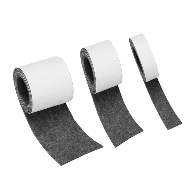 Lot de 3 Bandes de Feutre Robustes avec Endos Adhésif, Comprenant du Ruban de Feutre Auto-Adhésif Gris. Comprend Trois Rouleaux de Bandes de Feutre en polyester de Largeurs Variables : 10 cm, 5 cm et 2 cm, Chacun de 100 cm de long. Conçu pour Protéger les surfaces Dures comme les Planchers et les Meubles contre les Égratignures et Réduire le Bruit. Convient aux Pieds de Chaise, aux sofas, aux vases et Plus.