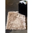 thumbnail image 4 of Luxe Tapis Simple en Fausse Peau de Mouton / 2'x3', 4 of 4