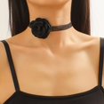 thumbnail image 2 of LinYooLi Collier Ras du Cou Fleuri pour Femmes Collier Gothique Floral à Lacets Collier Rose Long Collier en Velours pour Mariage Fête d'Été, 2 of 6