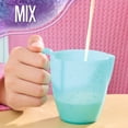 thumbnail image 4 of La machine à glaces Freezy-Bake d’Easy-Bake, jouet pour enfants de 8 ans et plus par Just Play, 4 of 8