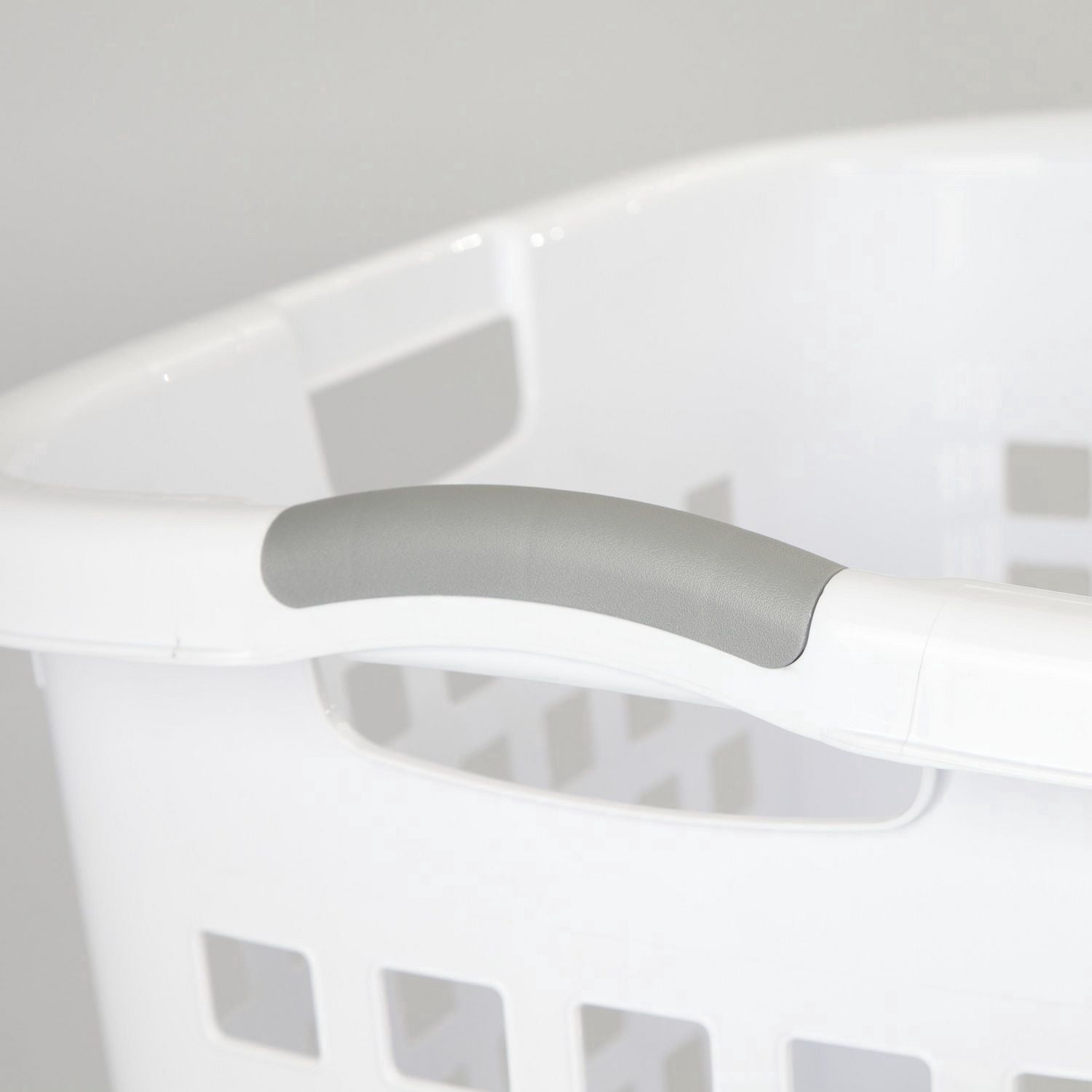 Panier UltraMC de Sterilite Facile à transporter en blanc