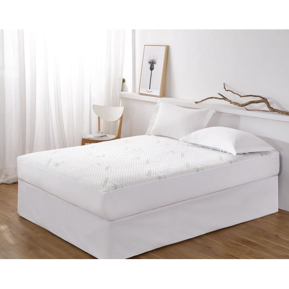 Protège-matelas Marina Decoration Premium Luxury Ultra Soft Waterproof toutes saisons en rayonne de bambou, poche profonde, convient jusqu'à 18 pouces