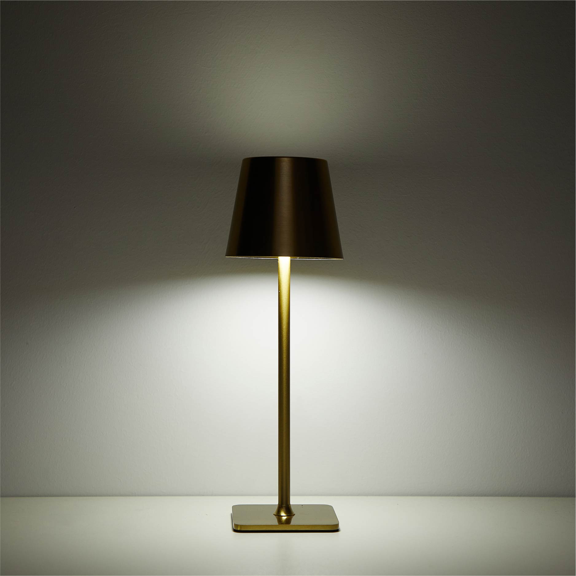 Lot de 2 lampes de table rechargeables de 13" pour intérieur/extérieur Mainstays, or