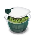 thumbnail image 3 of Starfrit Salad Spinner, 5L Capacity, Retractable Handle, Quick-Action Brake, Non-Slip feet, Bowl for Mixing and Serving, Dishwasher Safe, 3 of 5