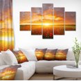 thumbnail image 1 of Design Art - Champ de Coquelicots sous un Coucher de Soleil Lumineux, 1 of 3