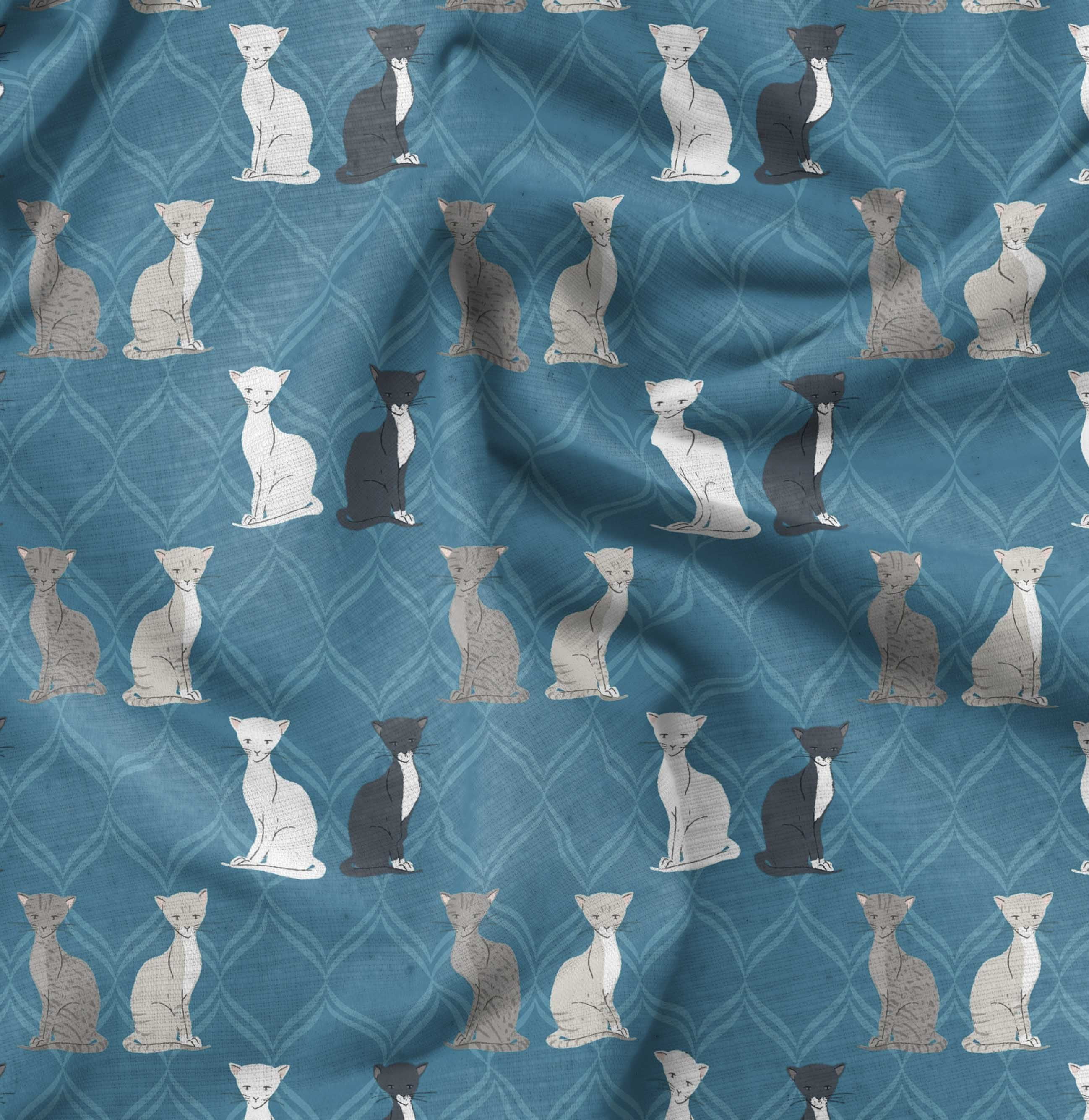 Soimoi Satin Lourd Bleu Tissu Imprimé Trèfle Chat Animal 1 Yard 56 Pouces de Large