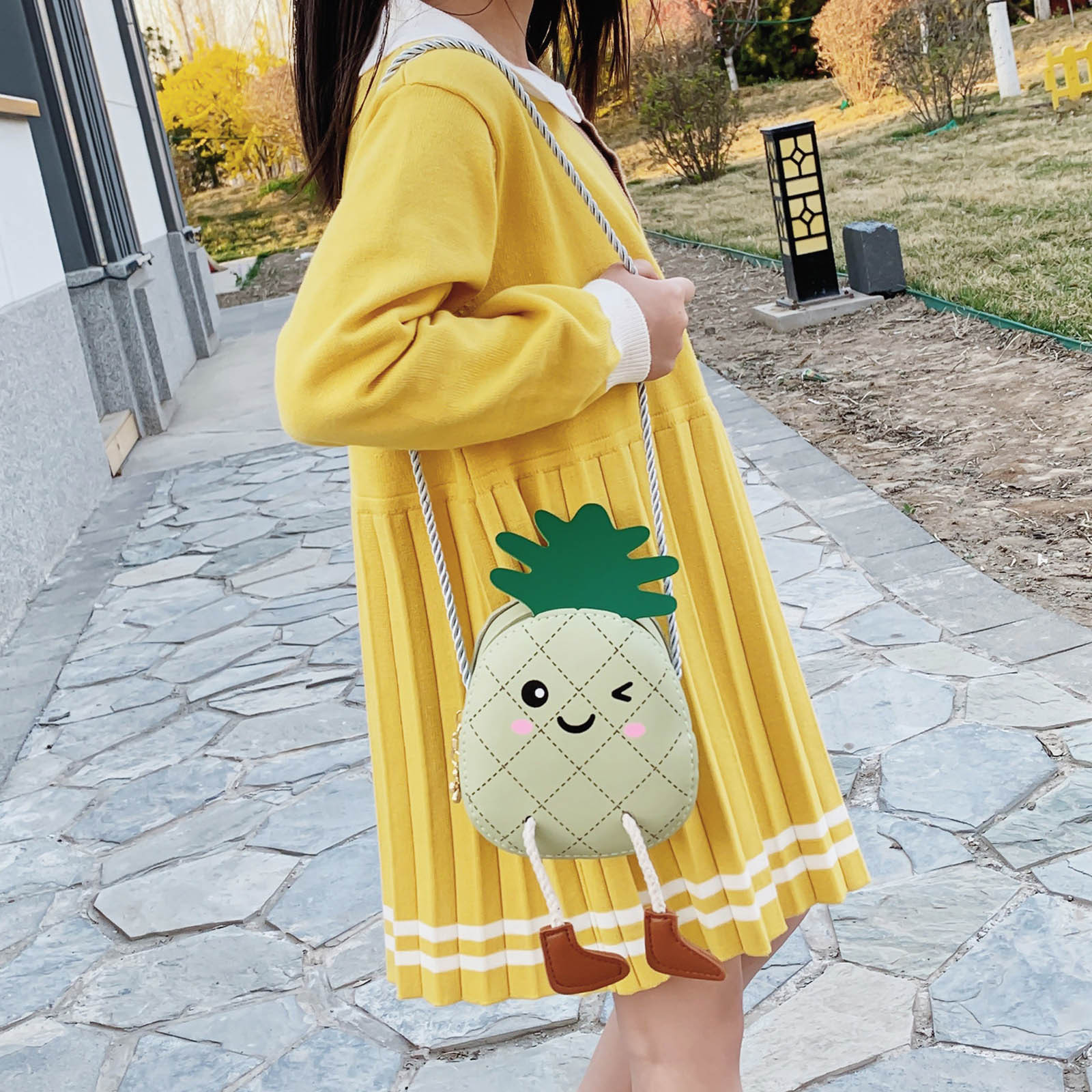 Jusqu'à 65 % de Rabais sur le Sac à Bandoulière Chaîne Motif Ananas Mignon pour Filles SMihono, Porte-Monnaie pour Enfants