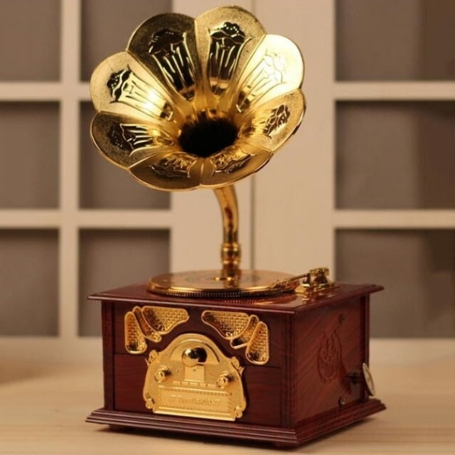 EGNMCR Room Decor, Home Decor Antique Classical Retro Gramophone Music Box Home Decoration Creative Gift music packet