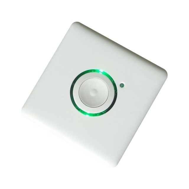 Minuterie de Panneau à Commutateur Programmable par ARCADORA, Présentant un design Carré Blanc avec un Bouton central Entouré d'Un Indicateur DEL Vert. Ce Commutateur de Minuterie Numérique Convient pour Contrôler les Lumières, les Ventilateurs et les Moteurs, avec des Délais Réglables de 2 minutes à 2 Heures. Il Prend en Charge les Charges Résistives et Incandescentes/fluorescentes, Fonctionne sur AC 110V-220V, et Est Monté au Mur avec une installation de type standard 86. l'Ensemble Comprend le Commutateur, les Vis