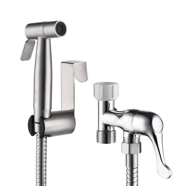 Ensemble de Vaporisateur bidet de Toilette Portatif en Acier Inoxydable Doré, Comprenant un Vaporisateur et un Tuyau en Acier Inoxydable 304 Durables avec une Conception Étanche. Comprend une Valve en T en Laiton pour le Réglage de la Pression d'Eau, des modes de jet et de Pulvérisation Souple, et un Gâchette à Pression du Pouce pour le Contrôle. Livré avec un kit d'Installation Complet pour le Montage au Mur Ou dans le Réservoir de Toilette, Convient à l'Hygiène Personnelle, au Nettoyage de la Salle de Bain et au Lavage des Animaux.
