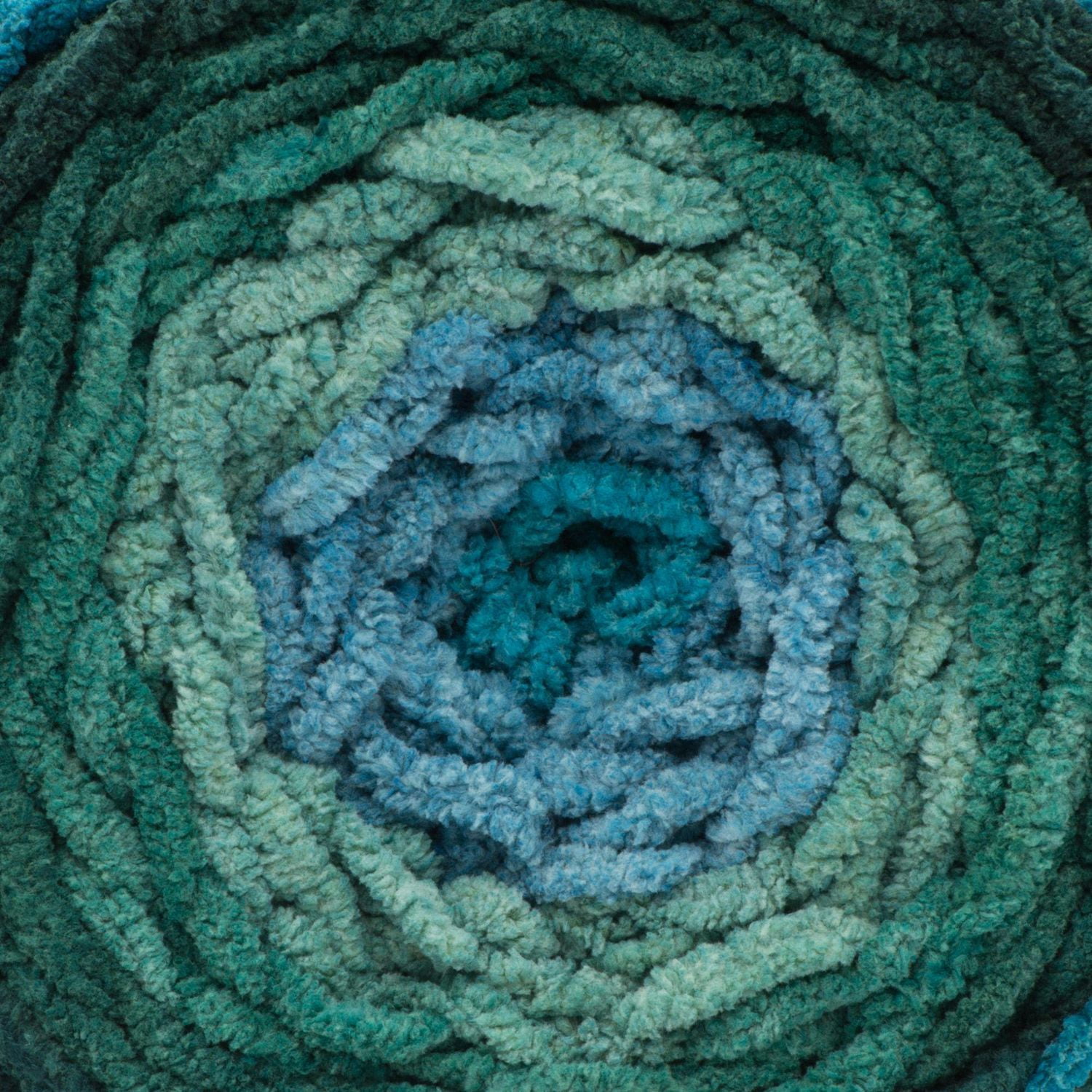 Bernat® Blanket Ombre™ Yarn, Polyester #6 Super Bulky, 10.5oz/300g, 220 Yards