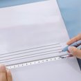 thumbnail image 3 of Les Étudiants Utilisent une Règle Triangulaire en Matériau Plastique Transparent, 3 of 6