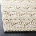 thumbnail image 2 of SAFAVIEH Natura Carly Tapis Géométrique Tressé, 2 of 4