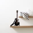 thumbnail image 4 of Modèle de Guitare Électrique Miniature, Guitare Électrique Miniature Réaliste Belle 18 cm avec Support et Étui pour Cadeau Collection, 4 of 7