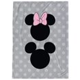 thumbnail image 1 of Minnie et Mickey Mouse Jeté Polaire en Peluche, 1 of 5