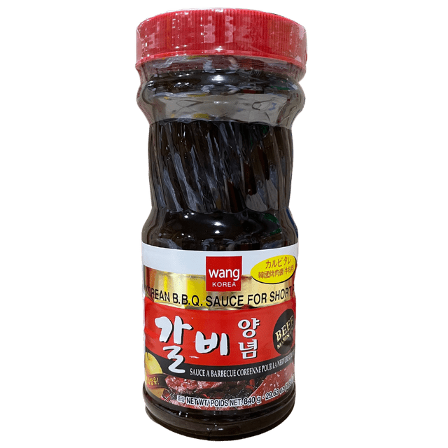 WANG Short-Rib Barbi Marinade, BBQ Sauce, 840 G bottle with red cap and bilingual label, containing dark brown Korean BBQ sauce made in Korea, perfect for marinating short ribs, beef, chicken, or pork with authentic sweet and savory flavors.