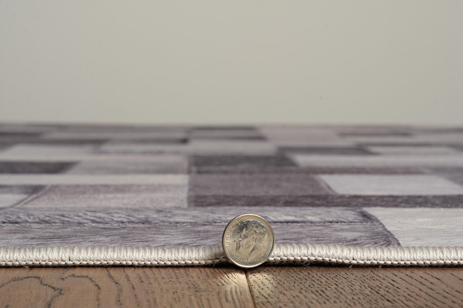 Tapis Laredo Burke gris & ivoire 6 pi 7 po x 9 pi 7 po