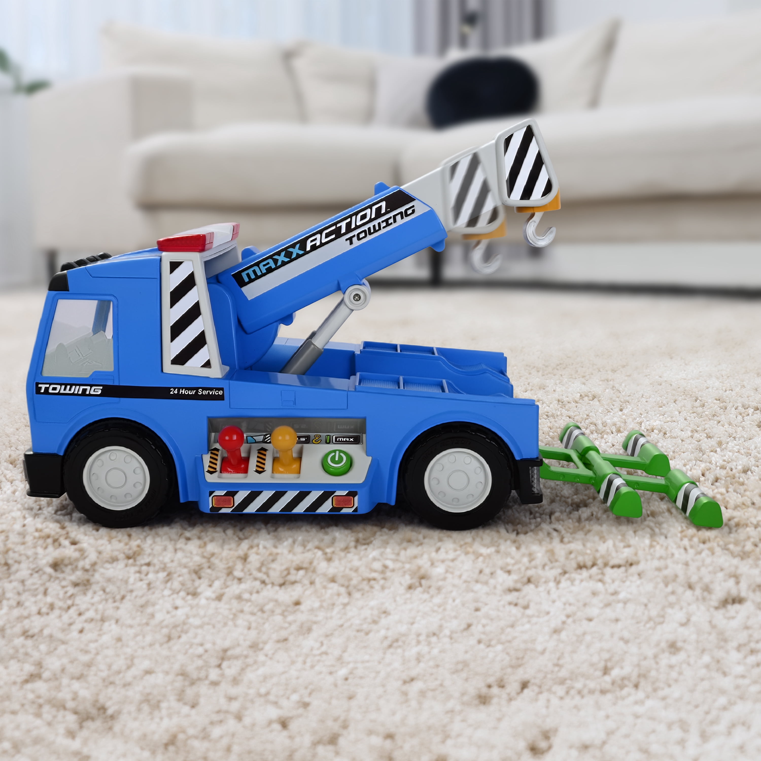 Maxx Action Tow Truck