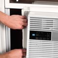 thumbnail image 2 of HomePointe Climatiseur de Fenêtre 10000 BTU avec Télécommande et Panneau Numérique LED, 2 of 6