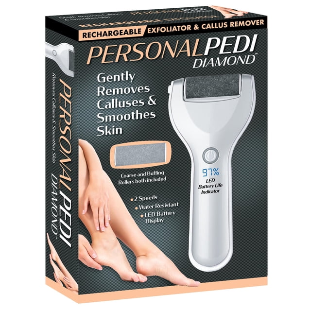 Personal PEDI Lime à Pied Rechargeable Diamant avec Rouleaux Grossiers et de Polissage, Contrôle à Deux Vitesses, Résistance à l'Eau et Affichage de la Batterie à DEL. un Outil de Pédicure Polyvalent pour l'Élimination des Callos et le Soin des Pieds, Montré dans Son Emballage avec les Faits Saillants du Produit.