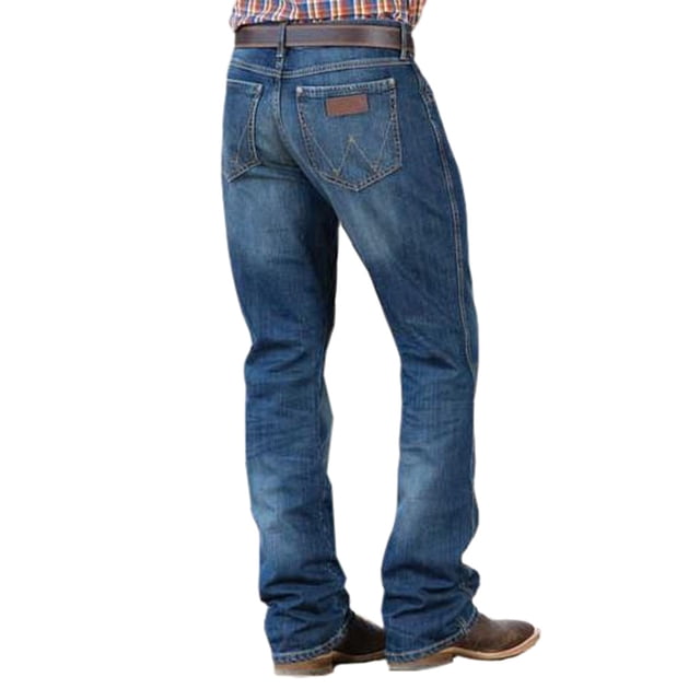 Wrangler Men's Retro Relaxed Fit Boot Cut Jean, Jackson Hole, 32W x 30L