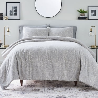 Better Homes & Gardens King Comforter Set, Heavy Weight Warmth, 3-Piece, Grey Chenille