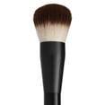 thumbnail image 3 of NYX Professional Makeup BROSSE TAMPON POLYVALENTE 03, 3 of 4