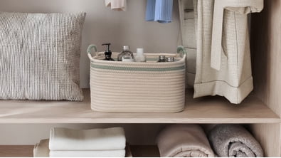 Space-saving picks