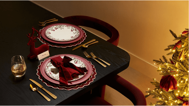 Dinner sets & decor