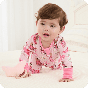 Vêtements pour bébés et bambins