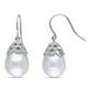 Boucles d'oreilles Miabella avec perles d'eau douce cultivées blanches rondes de 10,5 à 11 mm et diamants 0,1 ct poids total en or blanc 14 k – image 1 sur 3