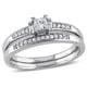 Ensemble nuptial Miabella avec diamants de coupe princesse, baguette et ronde 0,33 ct poids total en or blanc 14 k – image 1 sur 5