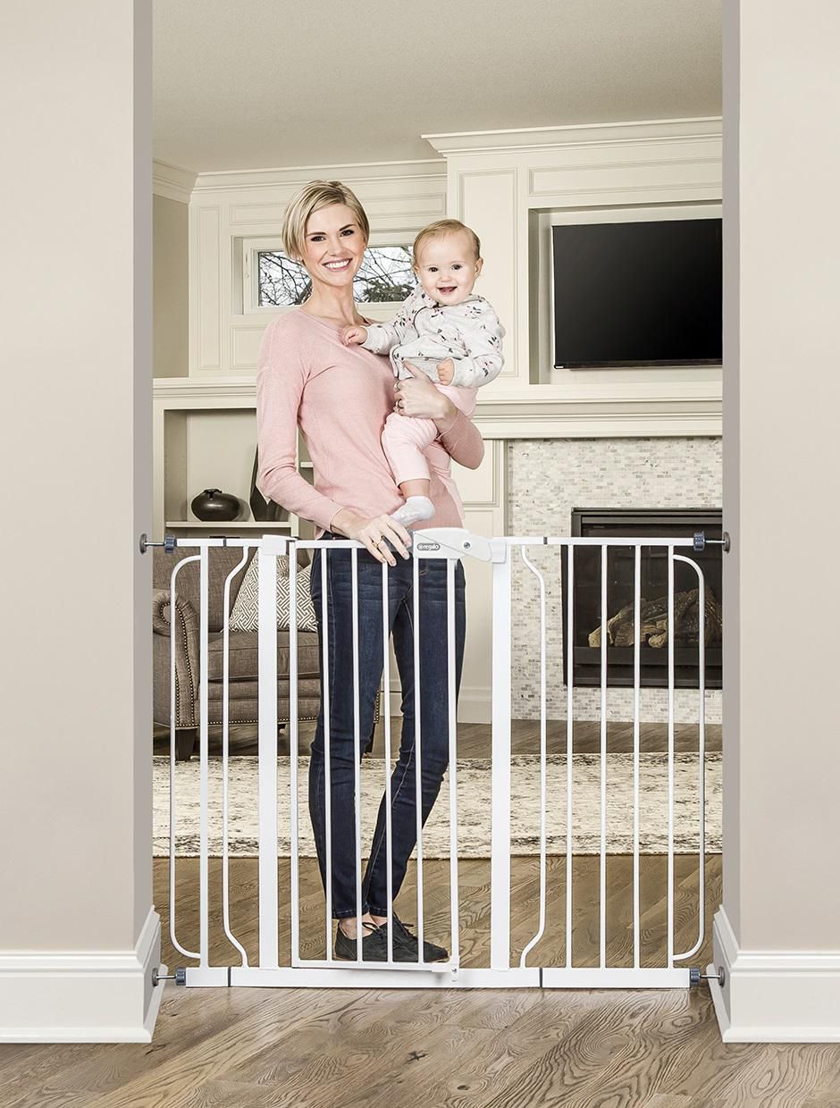 60 inch hot sale baby gate walmart