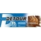 Barre protéinique de lactosérum au chocolat caramel de Detour – image 3 sur 7