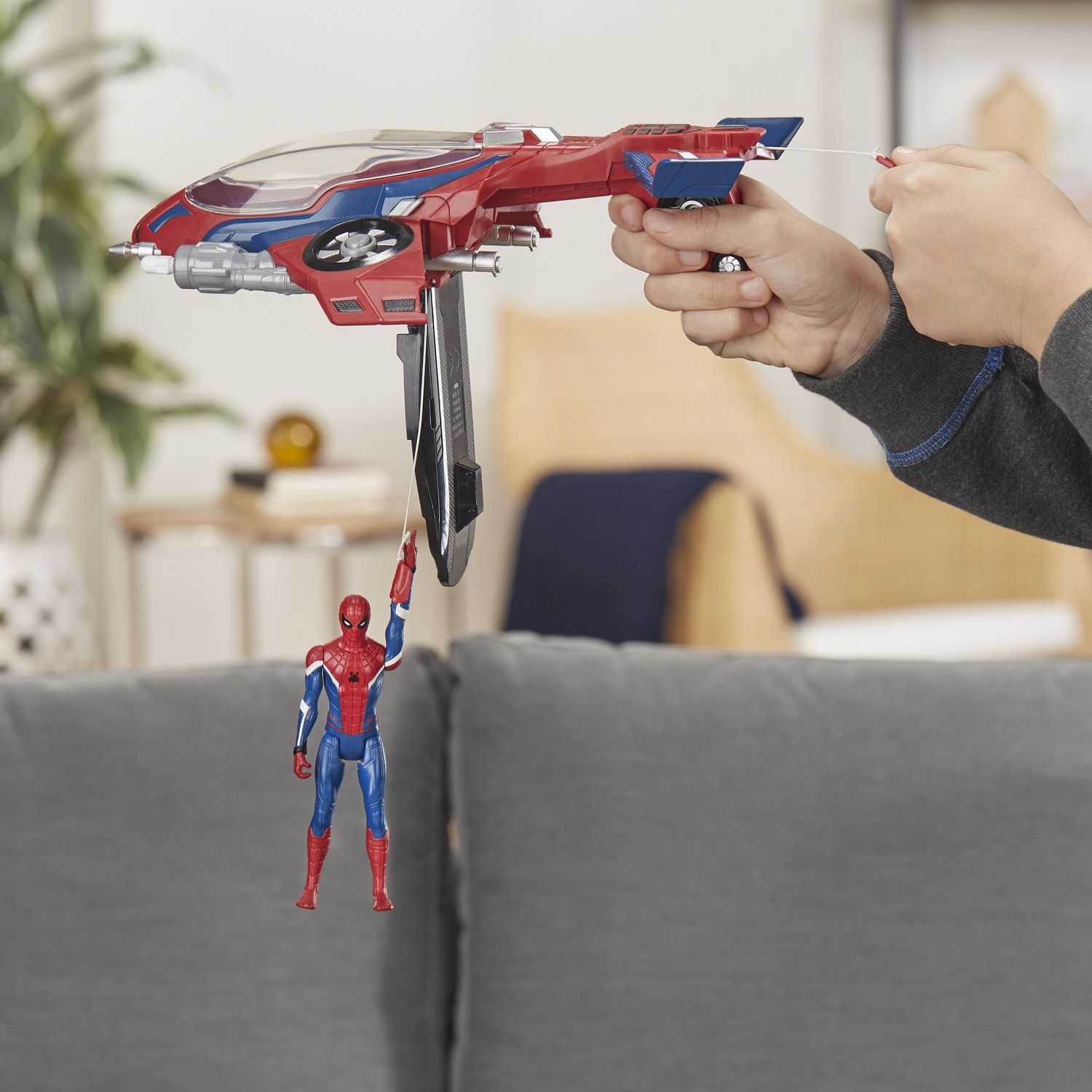 Spider-Man: Far From Home Spider-Jet with Spider-Man – Spider-Man