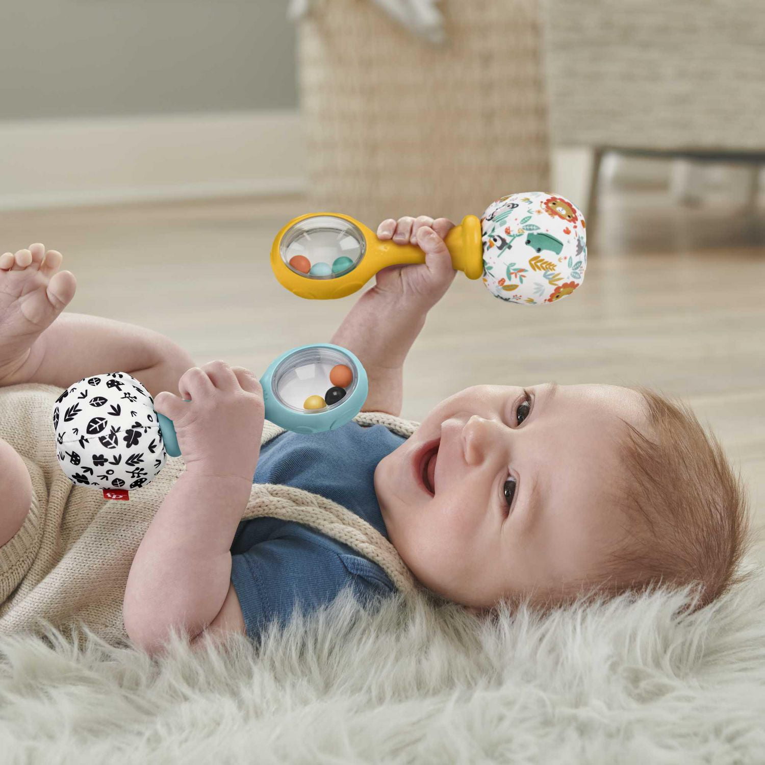 Fisher-Price Baby Rattle ‘n Rock Maracas Toys, Set of 2 for Infants 3+ Months, High Contrast, Ages 3M+