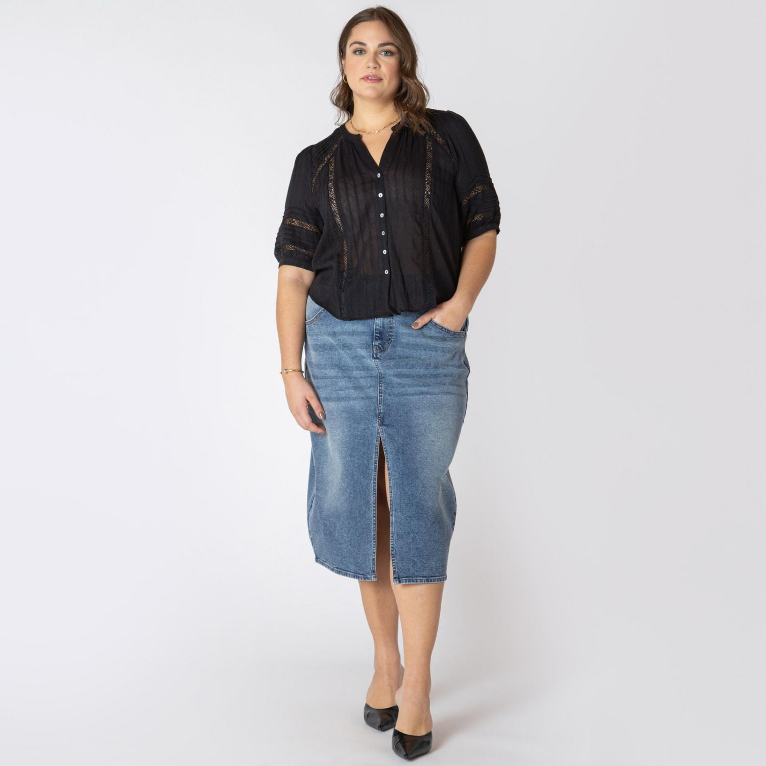 Devoted Women’s Plus size midi denim skirt