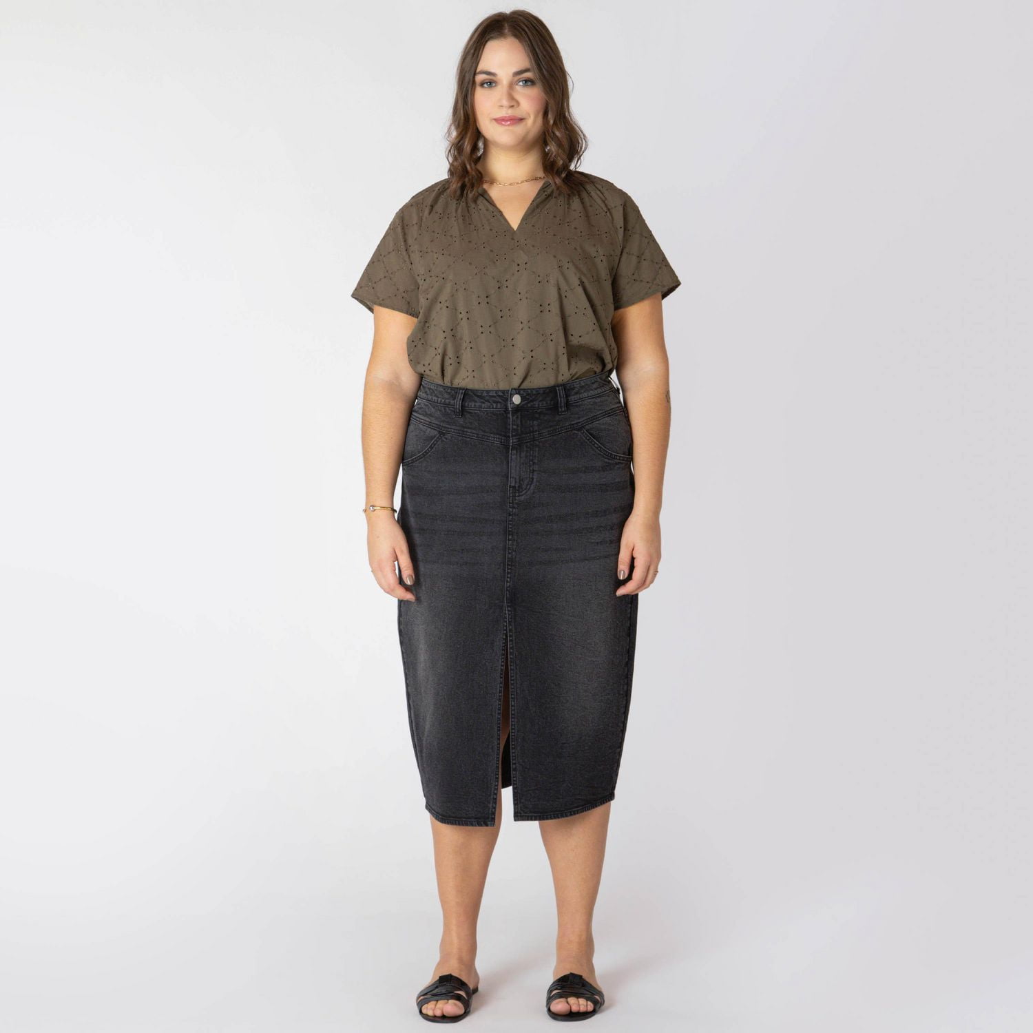 Devoted Women’s Plus midi denim skirt