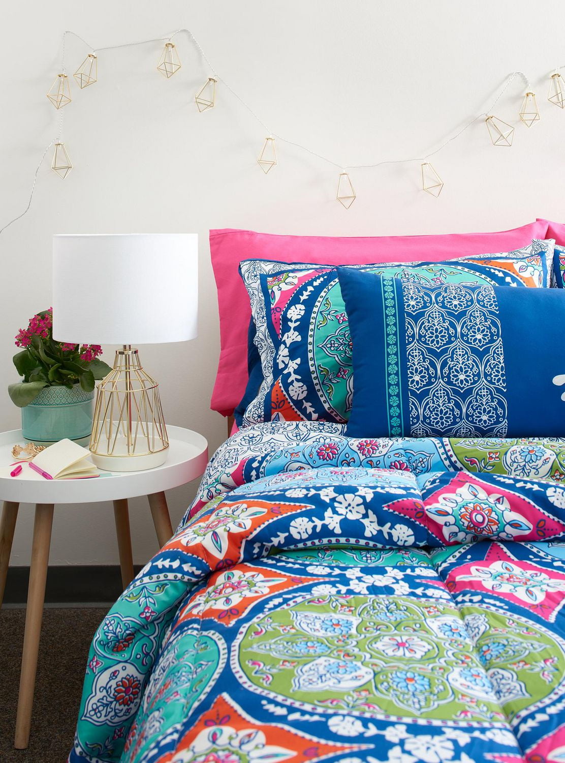 Trend Collector BOHO Garden Comforter Set with Bonus Laundry Bag