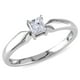 Bague de fiançailles Miadora avec 0.25 carat de diamant solitaire de coupe princesse en or blanc 10k – image 1 sur 3