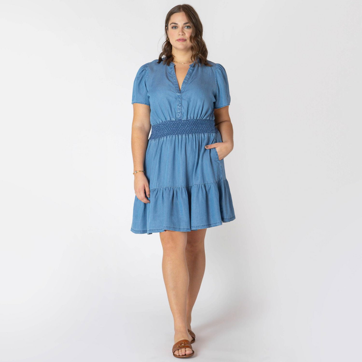 Devoted Women’s Plus size loose fit short sleeve denim mini dress