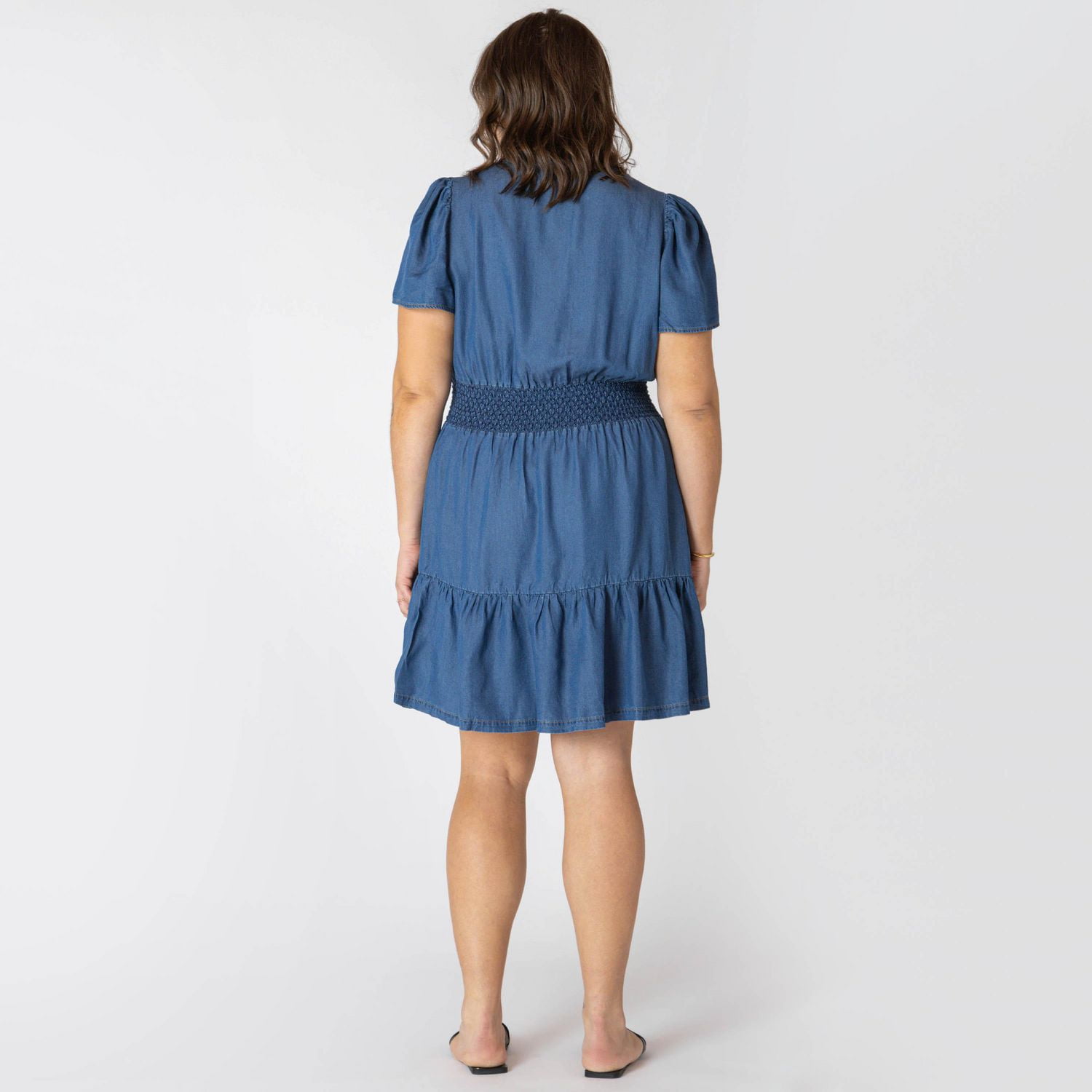 Devoted Taille Plus Femme mini robe en denim à manches courtes