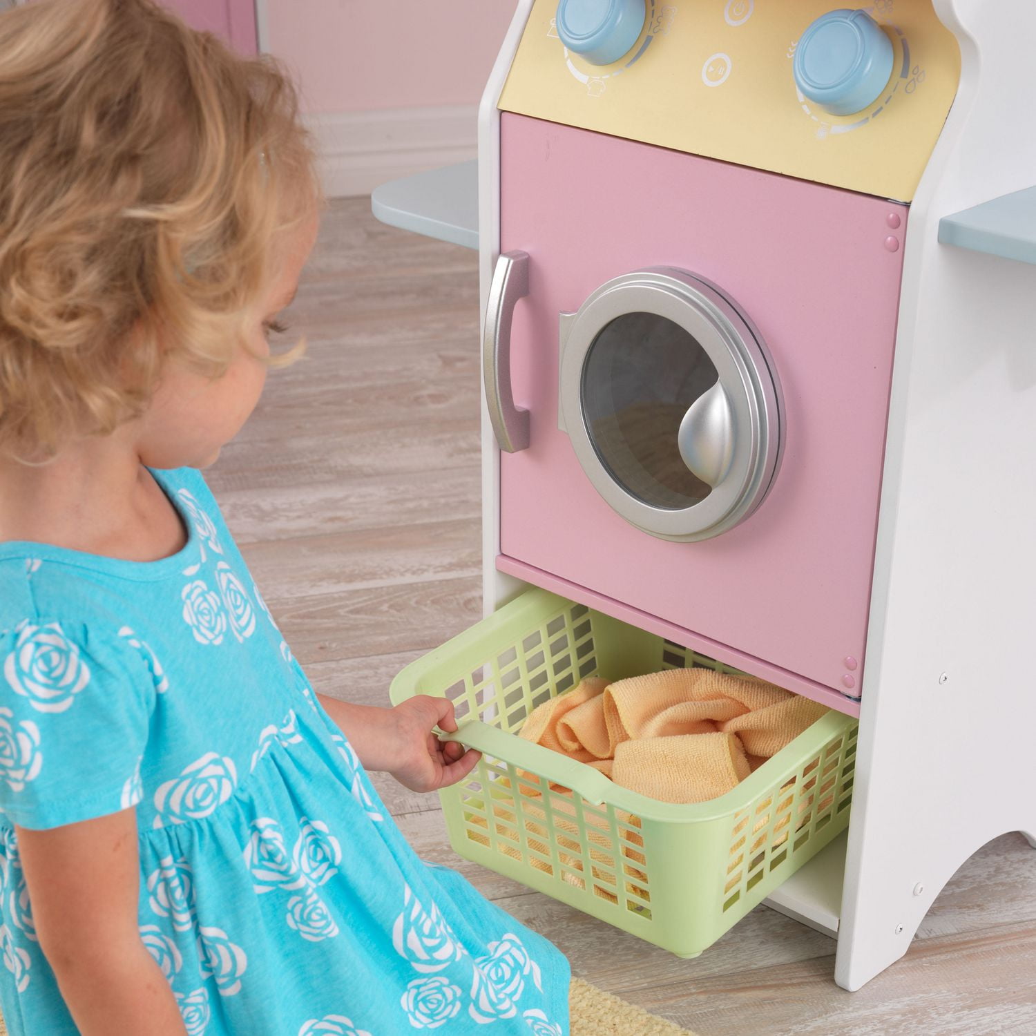 Wooden washer and dryer playset discount