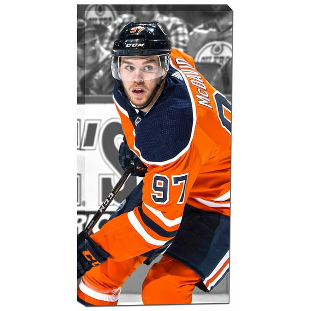 Trends International NHL Edmonton Oilers - Connor McDavid 22 Framed Wall  Poster Prints
