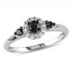 Bague de fiançailles à trois pierres de style halo Miadora en diamants noirs et blancs 0,50 ct poids total en or blanc 10K – image 1 sur 4