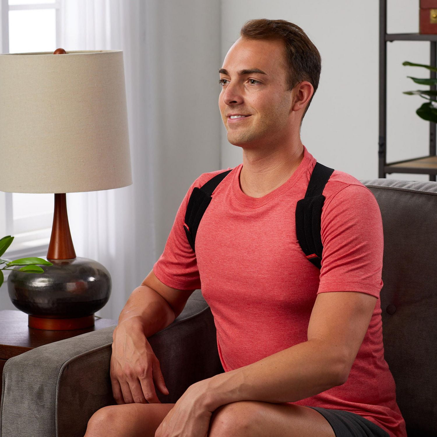 Support de posture réglable Mueller, unisexe, taille unique, soutien dorsal léger pour aider à améliorer la posture