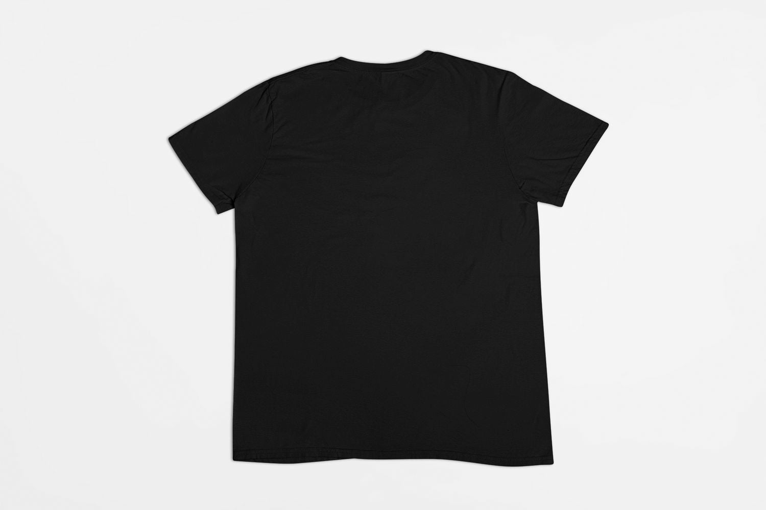 La Pat'Patrouille T-shirt de base pour garçon. Ce t-shirt à col rond pour garçons a des manches courtes et un imprimé tendance et