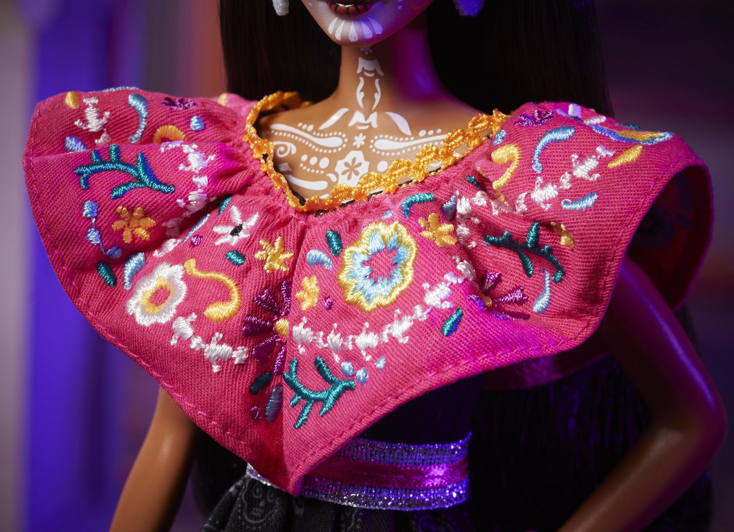 2021 Dia De Muertos Barbie Doll (29 cm) with Traditional